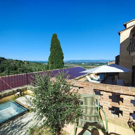 Tuscanflat Castle Scrofiano