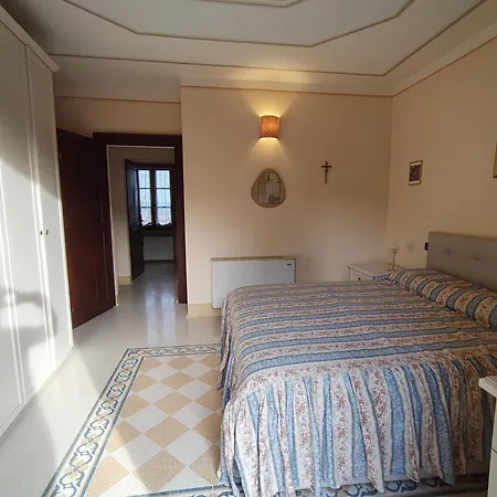 Tuscanflat Castle