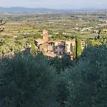 Tuscanflat Castle 아파트