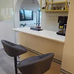 Tuscanflat Castle 아파트