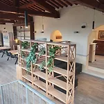 Tuscanflat Castle * Scrofiano