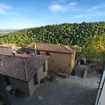 Tuscanflat Castle